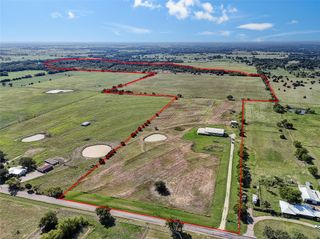 808 W Line Road, Whitesboro, TX 76273