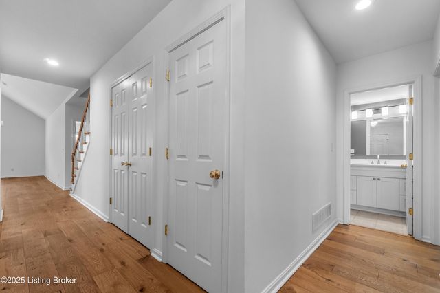 411 Eastgate Village Wynde, Louisville, KY 40223