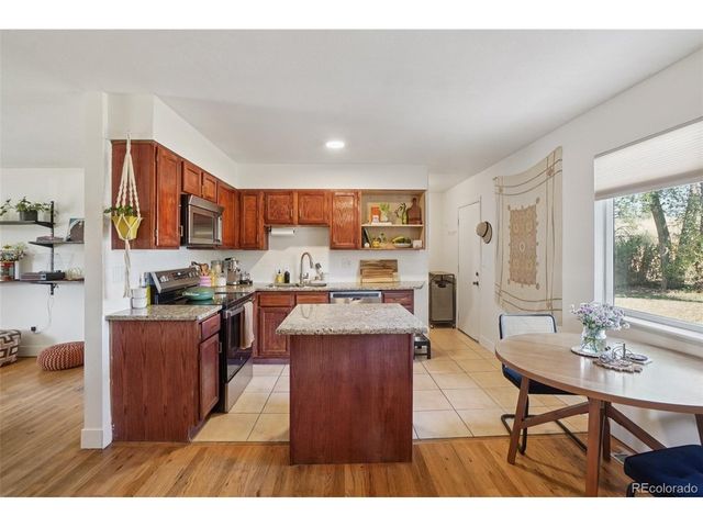 1218 Rushmore Dr, Colorado Springs, CO 80910