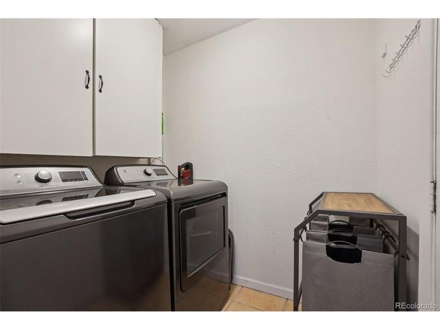 1218 Rushmore Dr, Colorado Springs, CO 80910