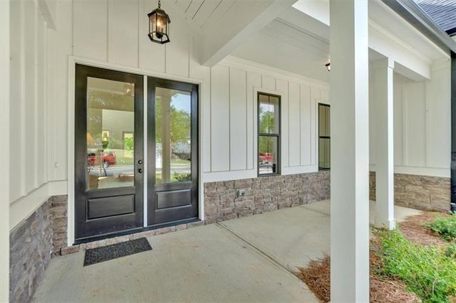 8 Greencliff Way SE, Cartersville, GA 30120