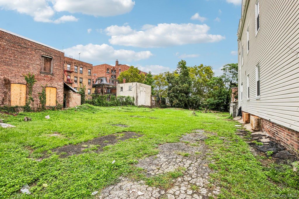 127 Downing Street, Yonkers, NY 10705 — photo 3