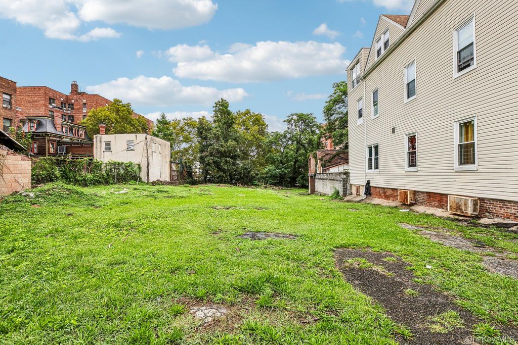 127 Downing Street, Yonkers, NY 10705 — photo 4