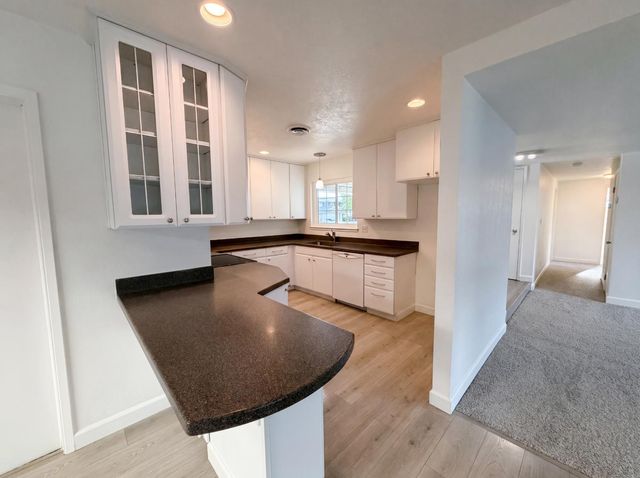6840 Oaklawn Way, Fair Oaks, CA 95628