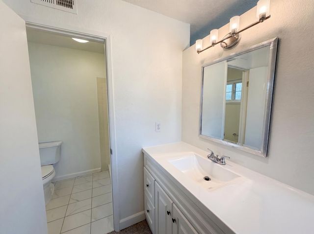 6840 Oaklawn Way, Fair Oaks, CA 95628