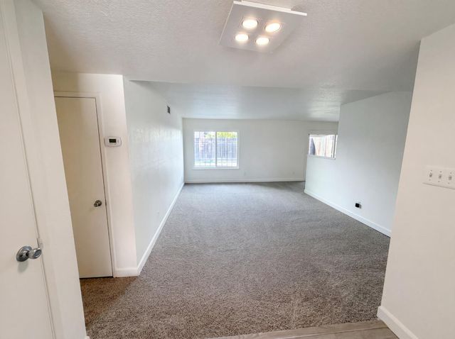 6840 Oaklawn Way, Fair Oaks, CA 95628