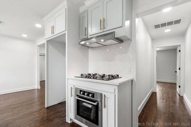 1825 N Delaware Avenue, Tulsa, OK 74110