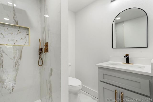 1825 N Delaware Avenue, Tulsa, OK 74110