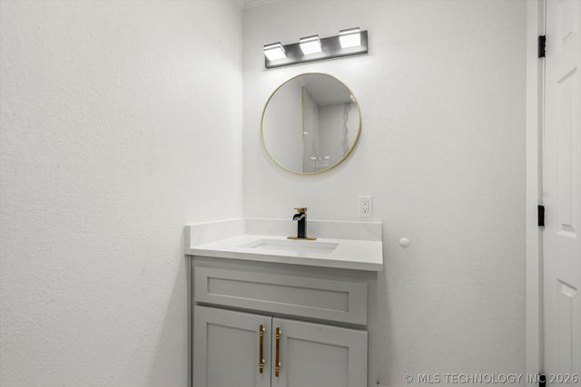 1825 N Delaware Avenue, Tulsa, OK 74110