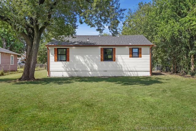 1825 N Delaware Avenue, Tulsa, OK 74110