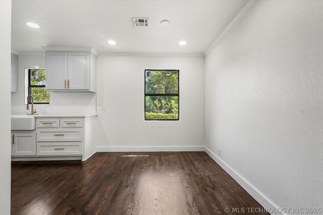 1825 N Delaware Avenue, Tulsa, OK 74110