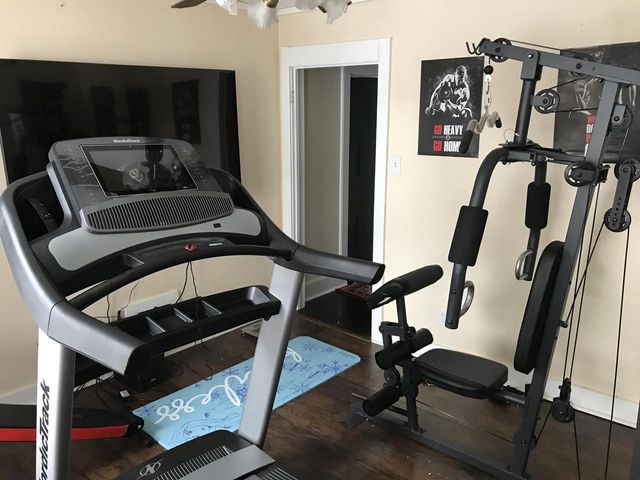 2736 N OAKLAND AVENUE, Milwaukee, WI 53211