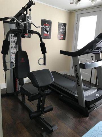 2736 N OAKLAND AVENUE, Milwaukee, WI 53211