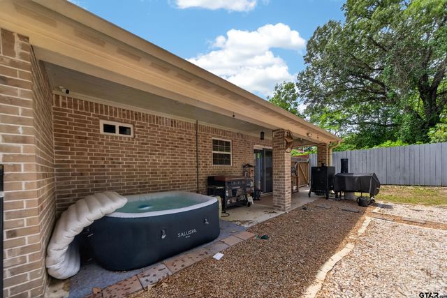 2119 Boswell St, Tyler, TX 75701