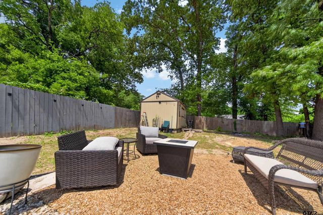 2119 Boswell St, Tyler, TX 75701