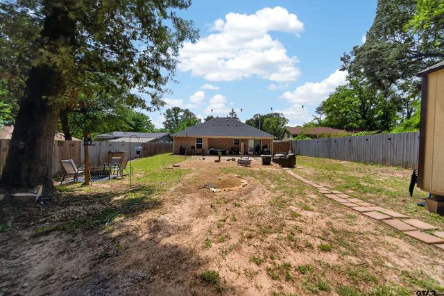 2119 Boswell St, Tyler, TX 75701