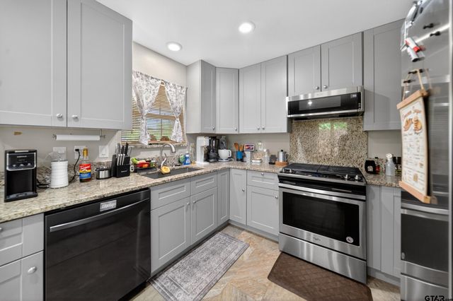2119 Boswell St, Tyler, TX 75701