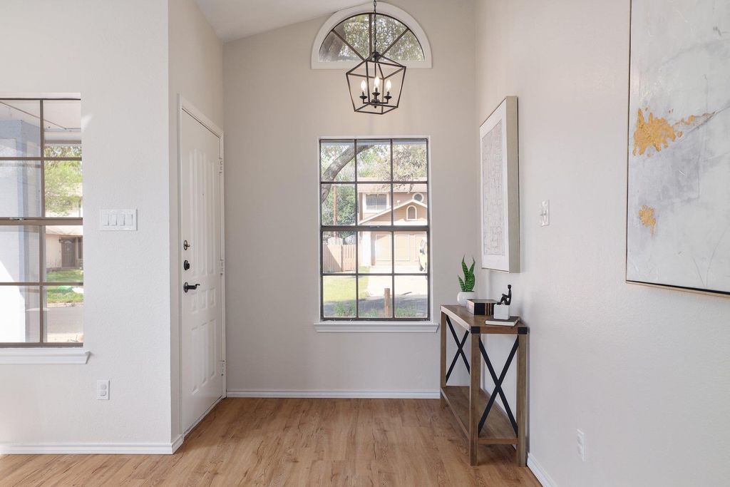 10607 N Platt River DR, Austin, TX 78748