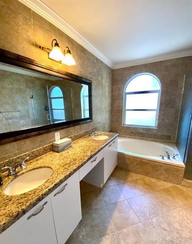 599 NW 87th Terrace, Coral Springs, FL 33071