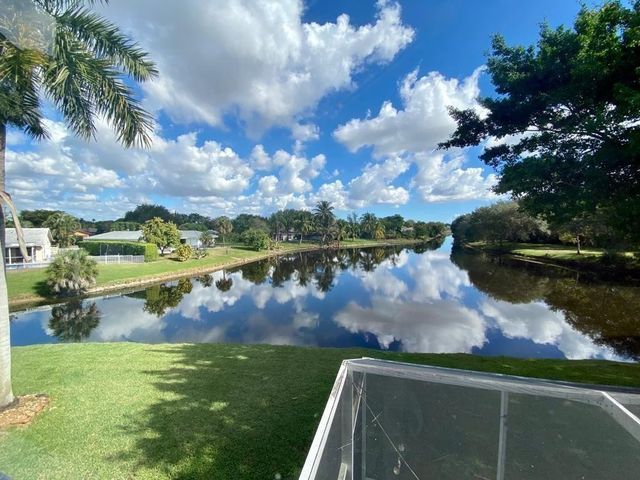 599 NW 87th Terrace, Coral Springs, FL 33071