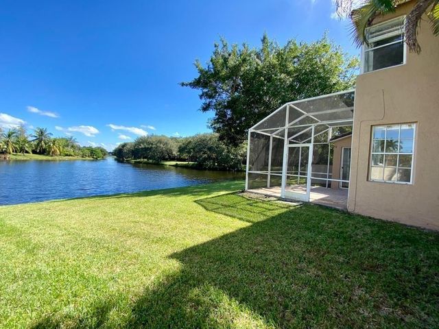 599 NW 87th Terrace, Coral Springs, FL 33071