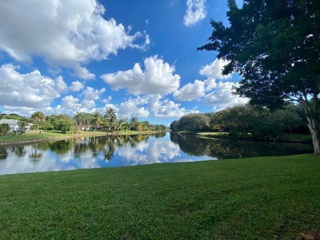 599 NW 87th Terrace, Coral Springs, FL 33071