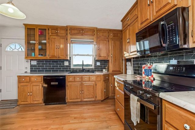 17504 State Route 33 Highway, Holt, MO 64048