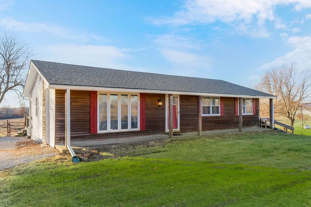 17504 State Route 33 Highway, Holt, MO 64048