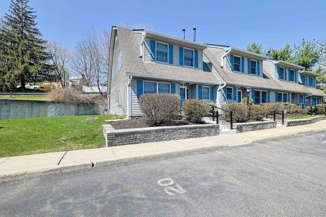 20 Wintergreen Court, Montgomery, NY 12549