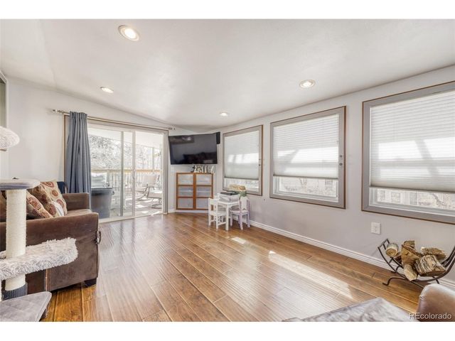 286 E 12th Ave, Broomfield, CO 80020