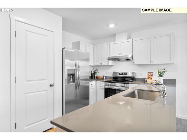 5778 Durst St, Eugene, OR 97402