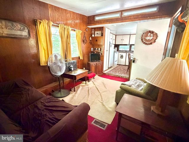 3372 DOGWOOD DR, Fort Loudon, PA 17224