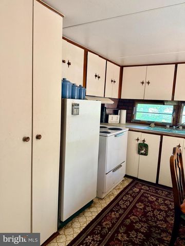 3372 DOGWOOD DR, Fort Loudon, PA 17224