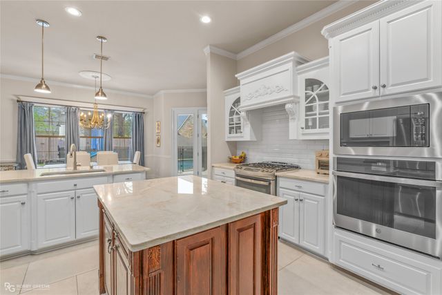 102 Chesterton Court, Bossier City, LA 71111