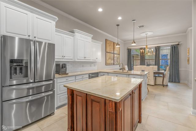 102 Chesterton Court, Bossier City, LA 71111