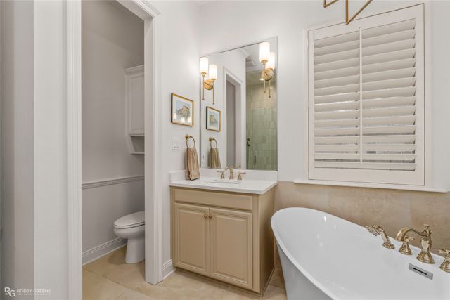 102 Chesterton Court, Bossier City, LA 71111