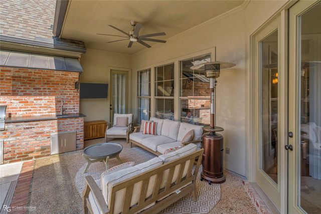 102 Chesterton Court, Bossier City, LA 71111