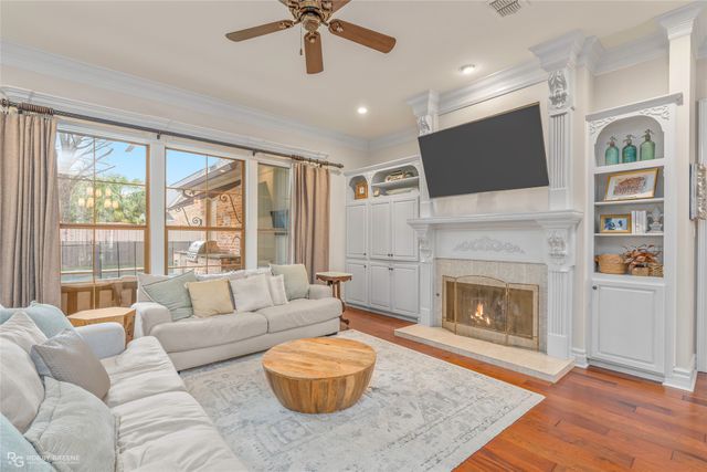 102 Chesterton Court, Bossier City, LA 71111