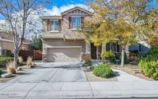 932 Lakeview Drive, Dayton, NV 89403