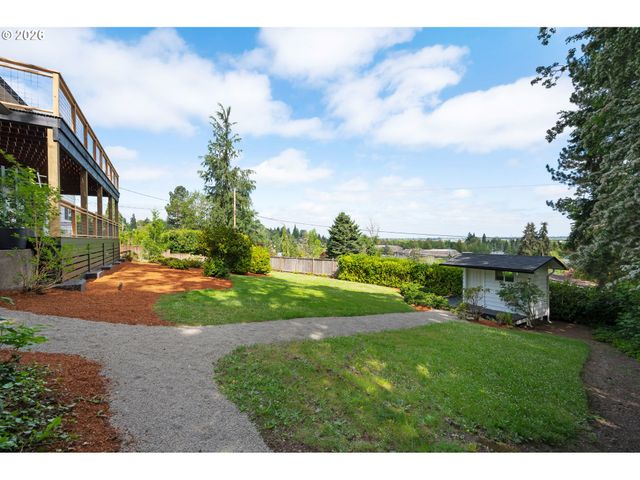 2405 W 22ND Ave, Eugene, OR 97405