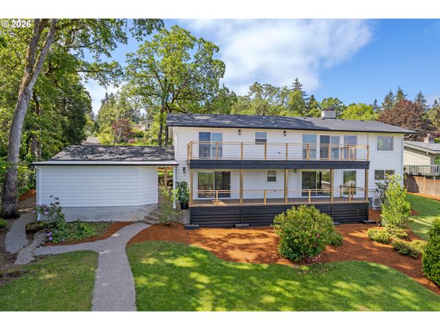 2405 W 22ND Ave, Eugene, OR 97405