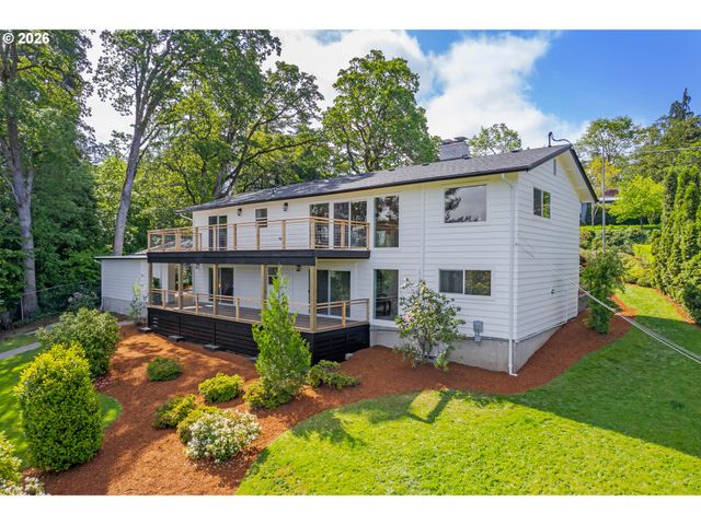 2405 W 22ND Ave, Eugene, OR 97405