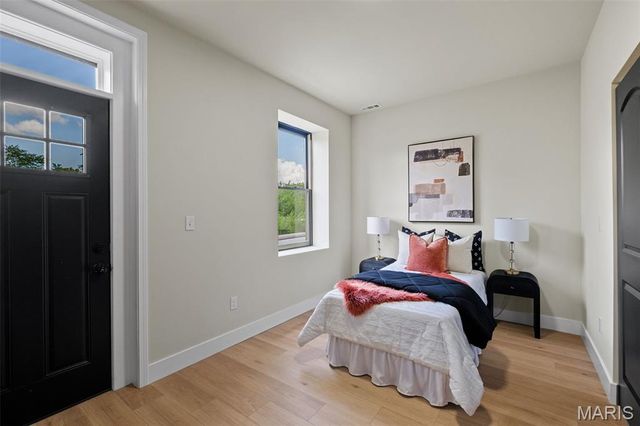 3144 Potomac Street, St Louis, MO 63118