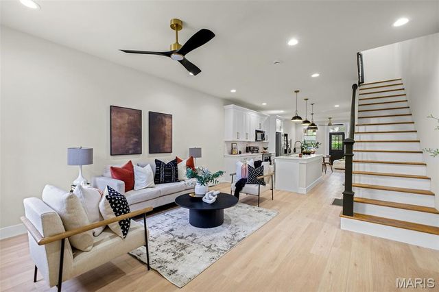 3144 Potomac Street, St Louis, MO 63118