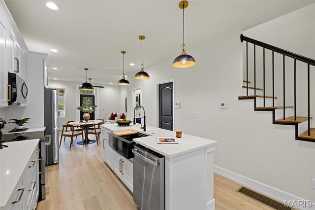 3144 Potomac Street, St Louis, MO 63118