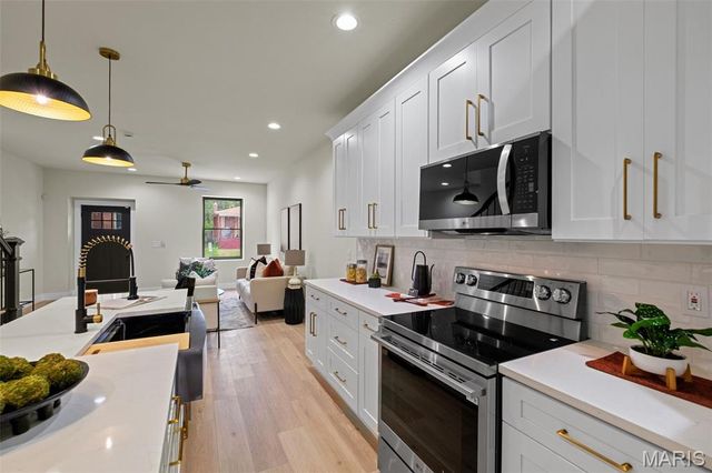 3144 Potomac Street, St Louis, MO 63118