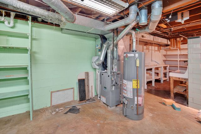 3512 62nd Street, Des Moines, IA 50322