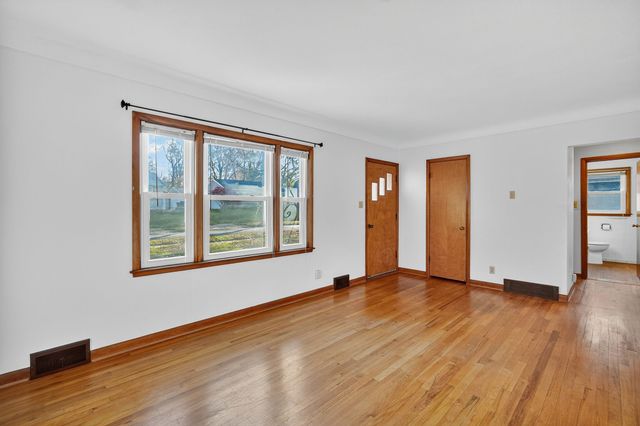 3512 62nd Street, Des Moines, IA 50322