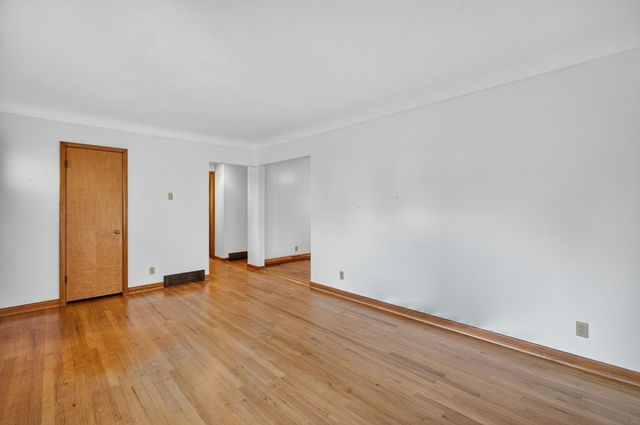 3512 62nd Street, Des Moines, IA 50322