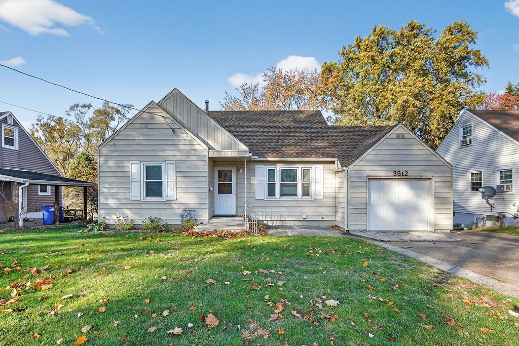 3512 62nd Street, Des Moines, IA 50322